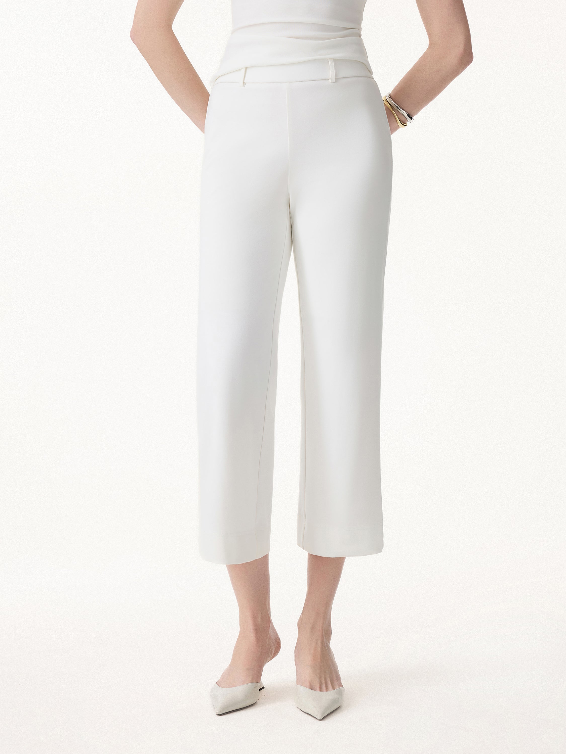 Mid Rise Cropped Wide Leg Pants with Pockets